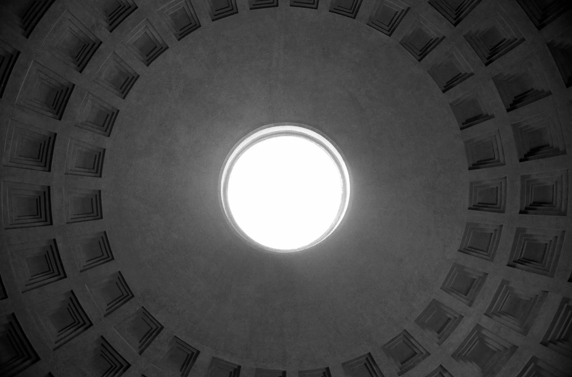 Between Alignments photograph, Rome, Italy · 2013