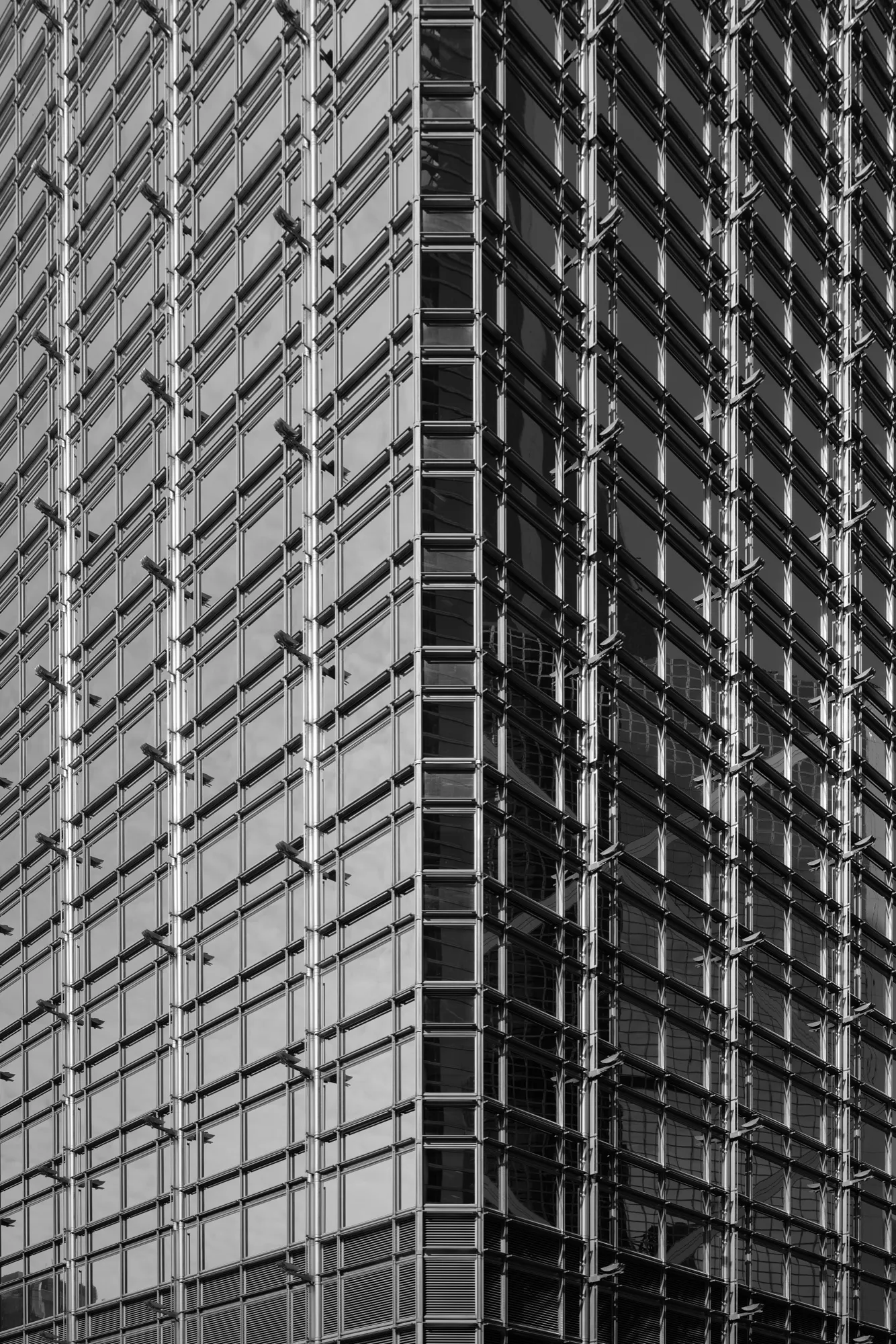 Between Alignments photograph, Hong Kong, China · 2020