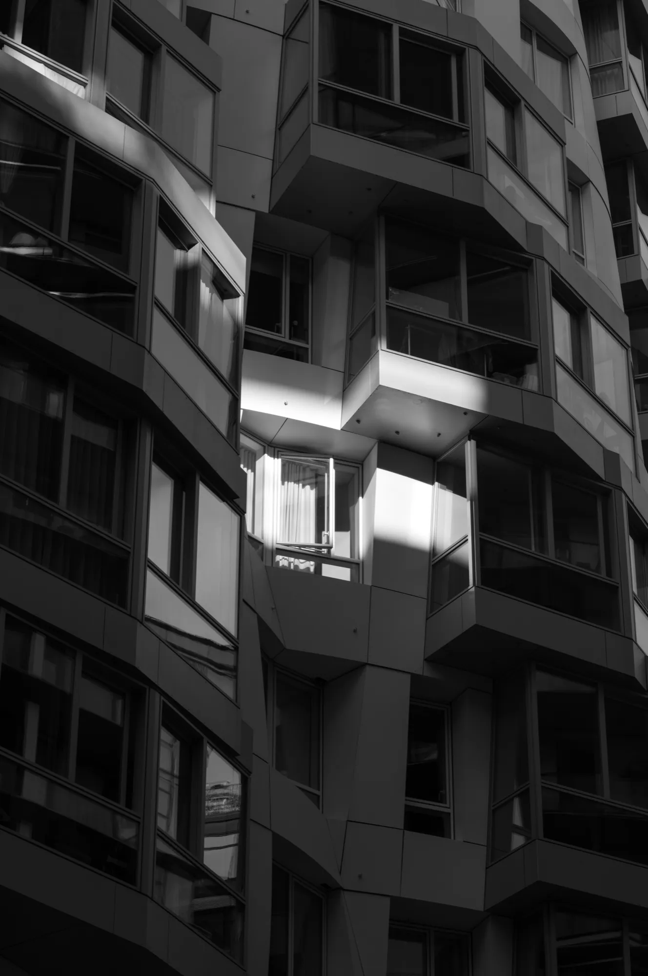 Between Alignments photograph, London, United Kingdom · 2024