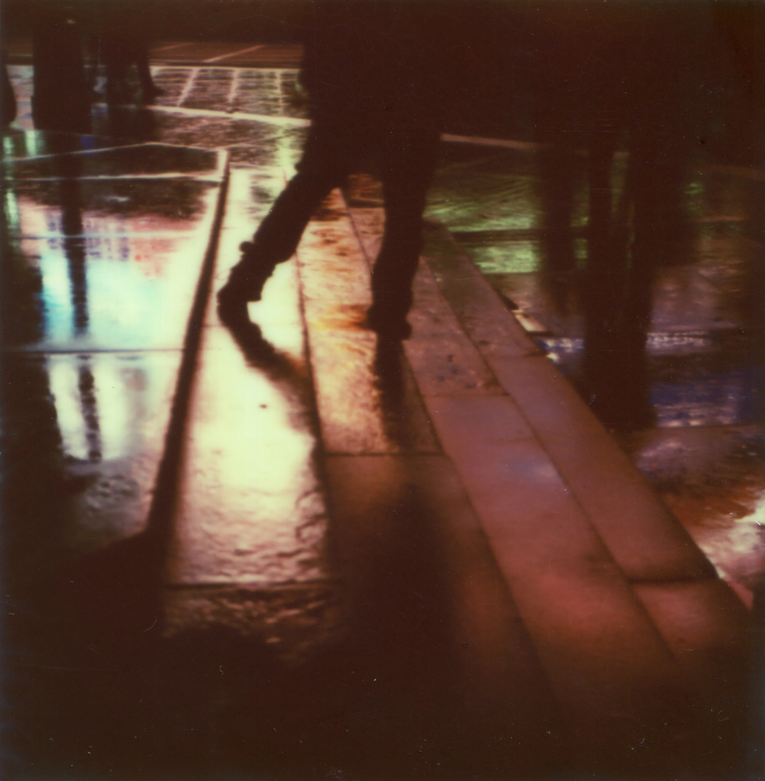 Polaroids photograph, Polaroid 16