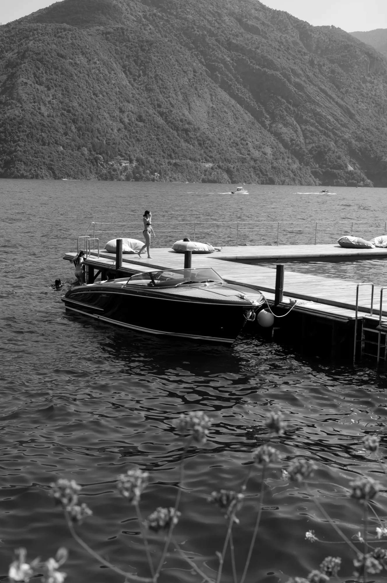 Sea Level photograph, Lake Como, Italy · 2024