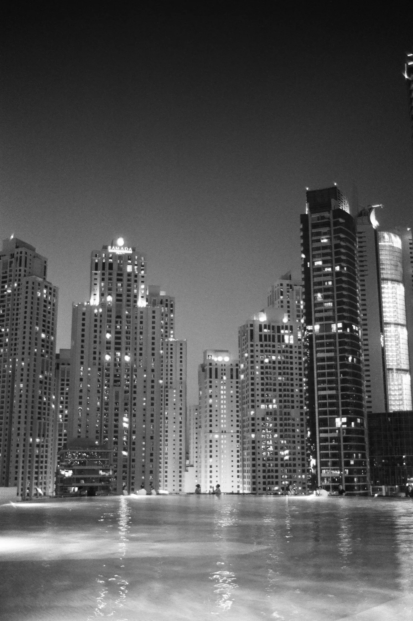 Urban Expression photograph, Dubai, United Arab Emirates · 2016